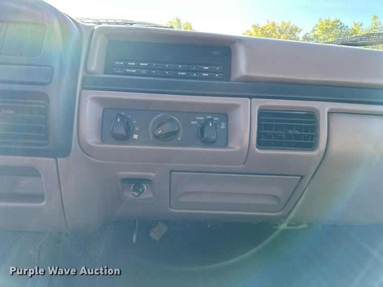 image for item NP9696 1997 Ford F350 XL  utility bed pickup truck