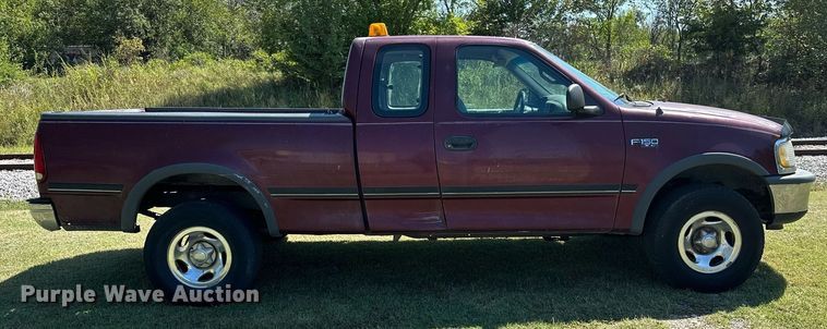 image for item NQ9325 1997 Ford F150  SuperCab pickup truck