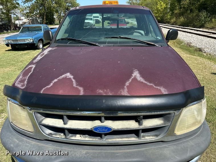 image for item NQ9325 1997 Ford F150  SuperCab pickup truck