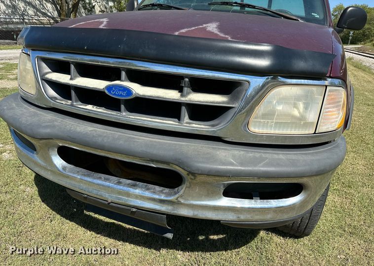 image for item NQ9325 1997 Ford F150  SuperCab pickup truck