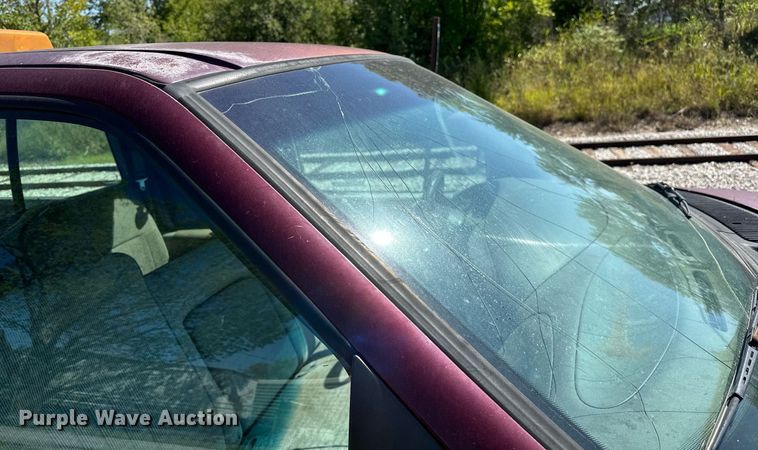 image for item NQ9325 1997 Ford F150  SuperCab pickup truck