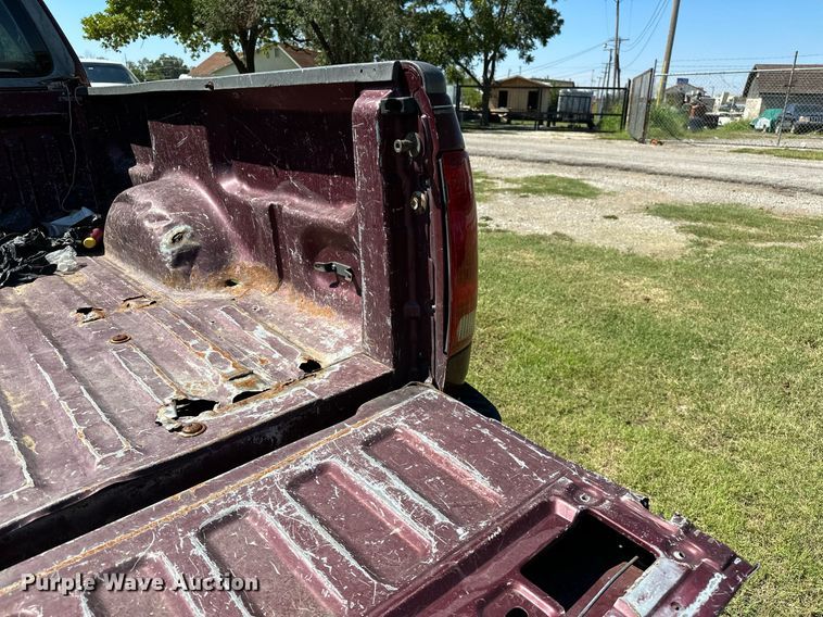 image for item NQ9325 1997 Ford F150  SuperCab pickup truck