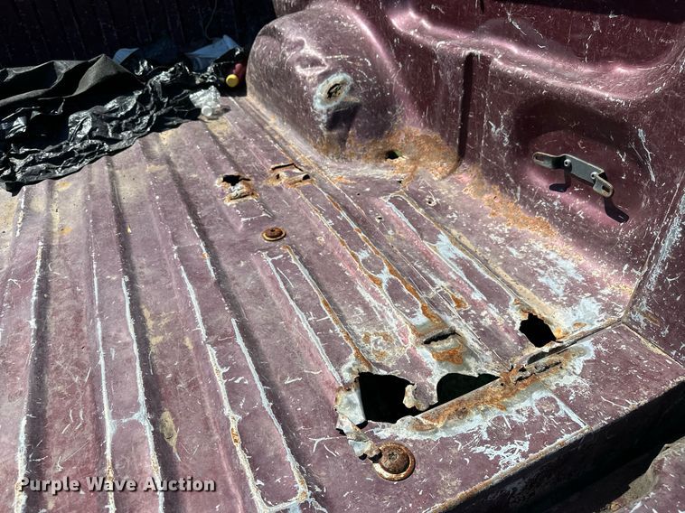 image for item NQ9325 1997 Ford F150  SuperCab pickup truck