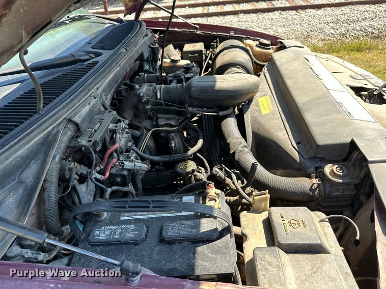 image for item NQ9325 1997 Ford F150  SuperCab pickup truck