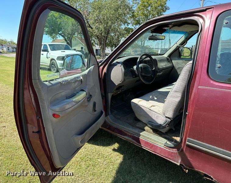 image for item NQ9325 1997 Ford F150  SuperCab pickup truck