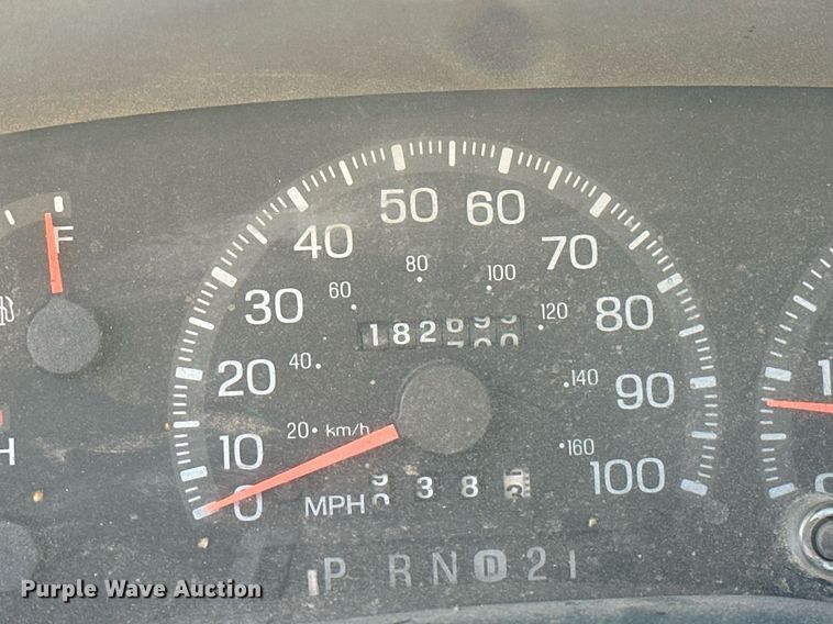 image for item NQ9325 1997 Ford F150  SuperCab pickup truck