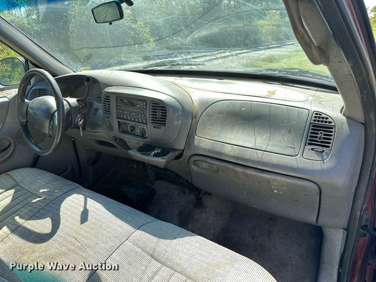 image for item NQ9325 1997 Ford F150  SuperCab pickup truck