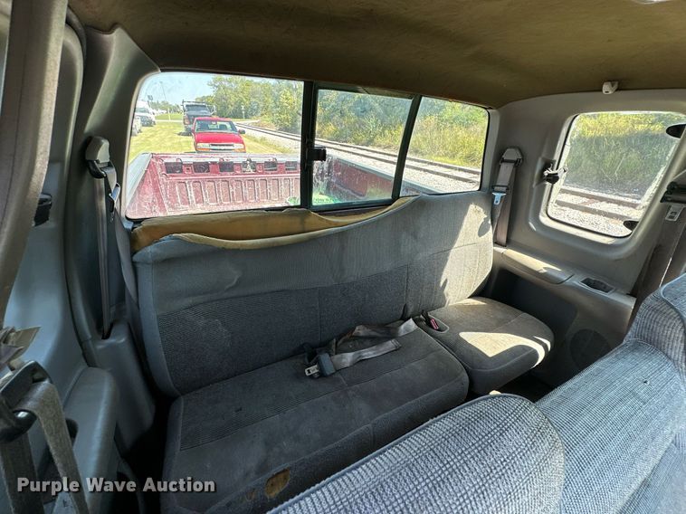 image for item NQ9325 1997 Ford F150  SuperCab pickup truck