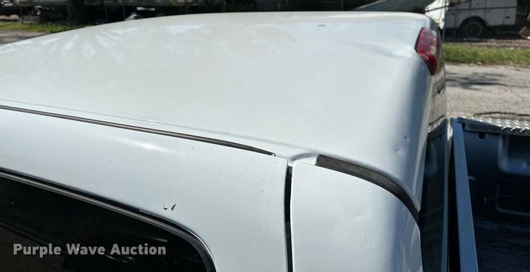 image for item NQ9326 2003 Chevrolet Silverado 1500  Ext. Cab pickup truck