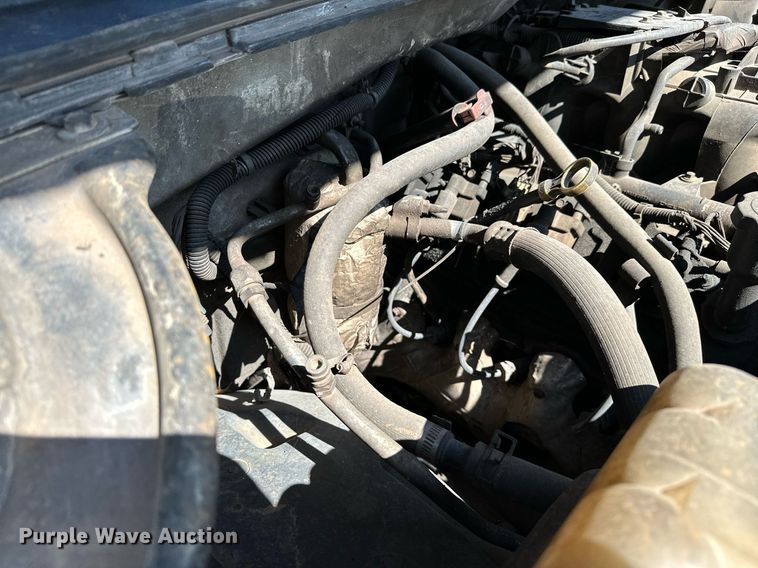 image for item NQ9326 2003 Chevrolet Silverado 1500  Ext. Cab pickup truck