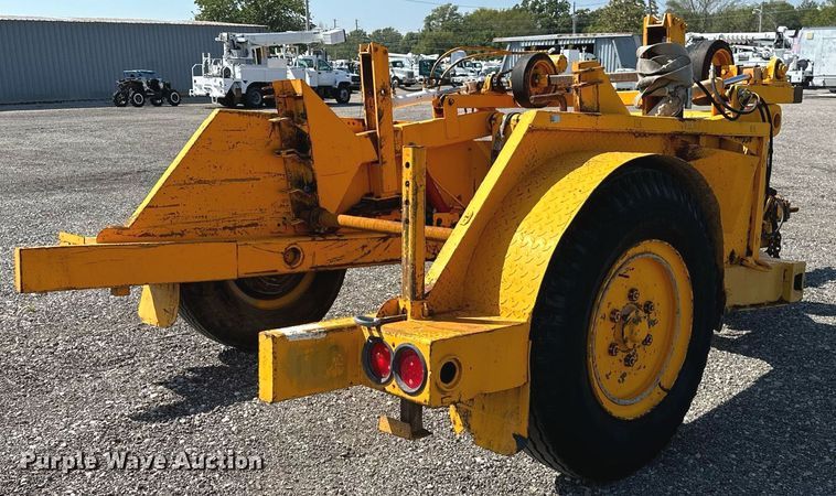 image for item NQ9349 1986 Butler  reel trailer