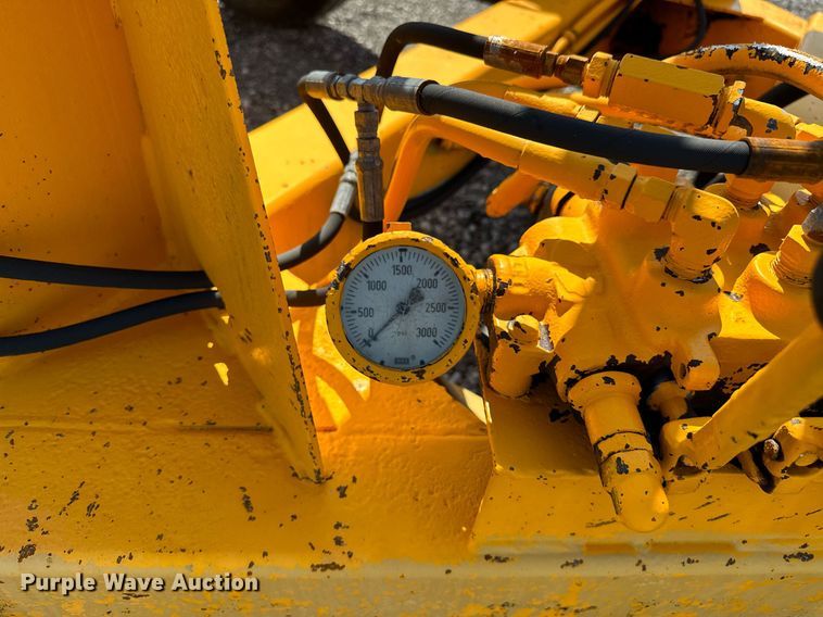 image for item NQ9349 1986 Butler  reel trailer