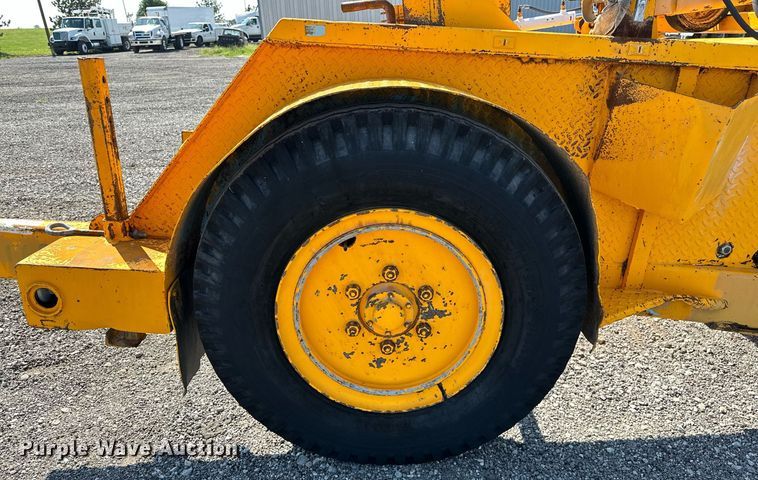 image for item NQ9349 1986 Butler  reel trailer