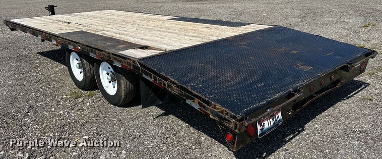 image for item NQ9351 2006 C&B Quality Trailer Works  equipment trailer