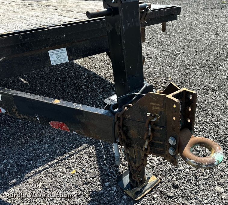 image for item NQ9351 2006 C&B Quality Trailer Works  equipment trailer