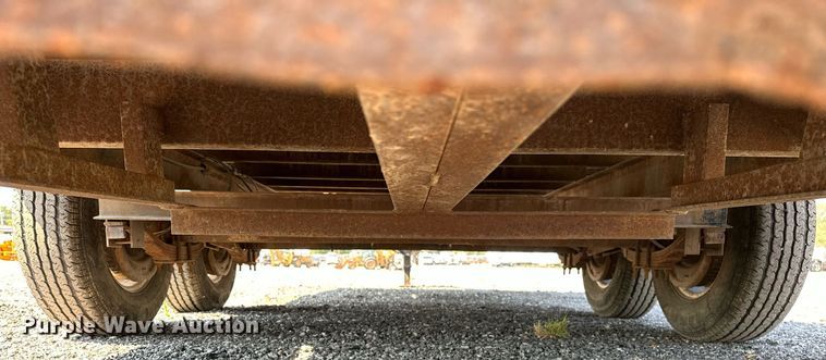 image for item NQ9351 2006 C&B Quality Trailer Works  equipment trailer