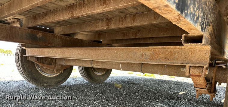 image for item NQ9351 2006 C&B Quality Trailer Works  equipment trailer