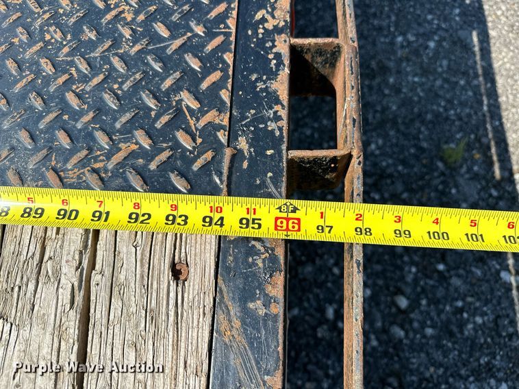 image for item NQ9351 2006 C&B Quality Trailer Works  equipment trailer