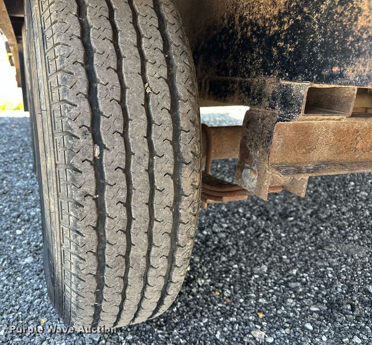 image for item NQ9351 2006 C&B Quality Trailer Works  equipment trailer