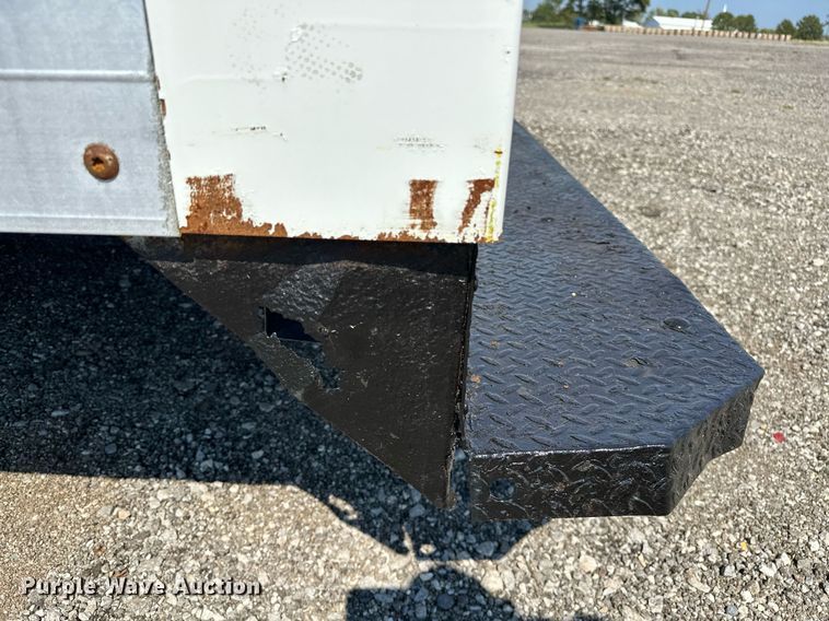 image for item NQ9352 2007 Ford E350 Super Duty  box truck