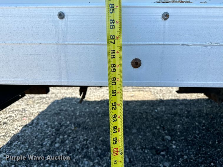 image for item NQ9352 2007 Ford E350 Super Duty  box truck