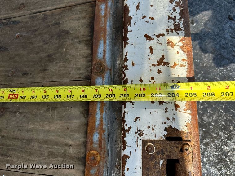 image for item NQ9352 2007 Ford E350 Super Duty  box truck