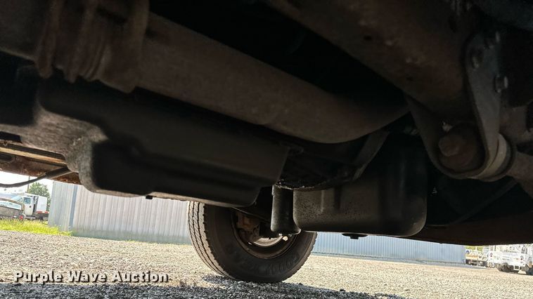 image for item NQ9352 2007 Ford E350 Super Duty  box truck