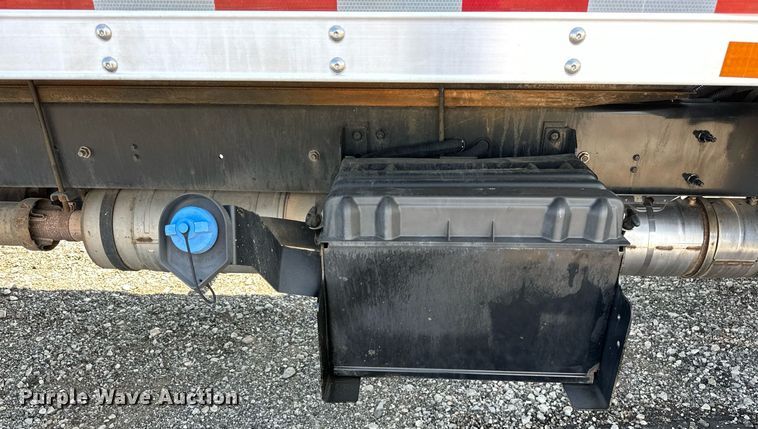 image for item NQ9355 2013 Ford F650  box truck