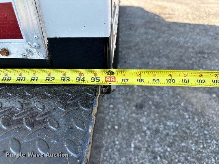 image for item NQ9355 2013 Ford F650  box truck