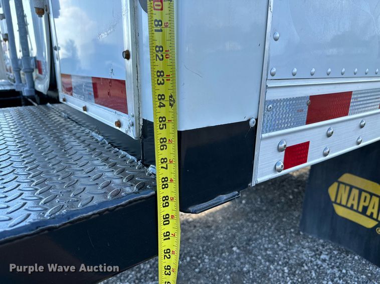 image for item NQ9355 2013 Ford F650  box truck