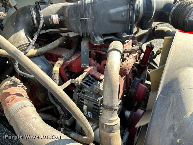 image for item NQ9355 2013 Ford F650  box truck