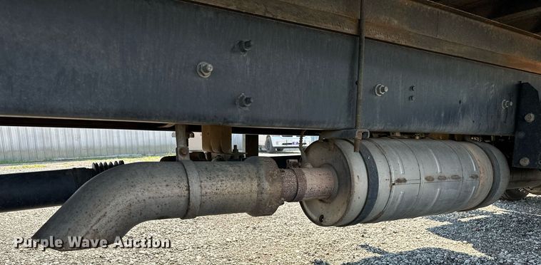 image for item NQ9355 2013 Ford F650  box truck