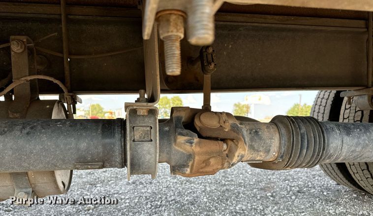 image for item NQ9355 2013 Ford F650  box truck