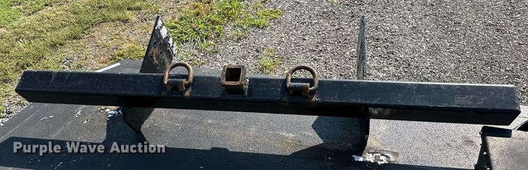 image for item NQ9356 EM  flatbed pickup truck bed