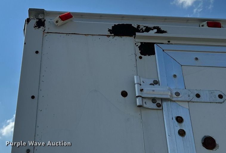 image for item NQ9357 2014 Ford E350 Super Duty  box truck