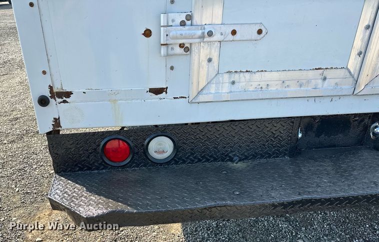 image for item NQ9357 2014 Ford E350 Super Duty  box truck