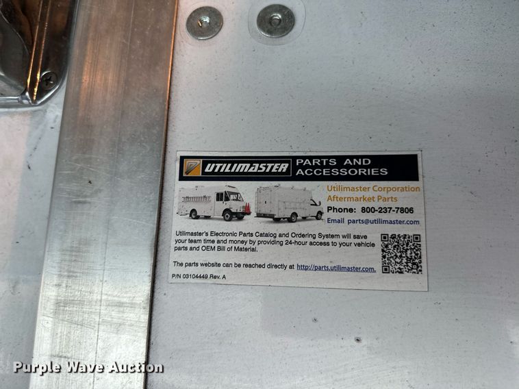 image for item NQ9357 2014 Ford E350 Super Duty  box truck