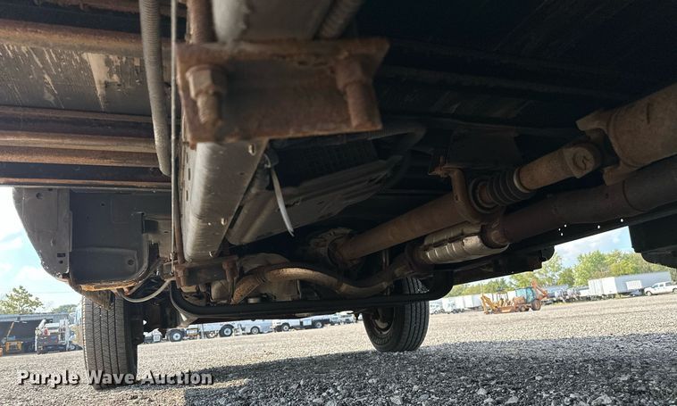 image for item NQ9357 2014 Ford E350 Super Duty  box truck