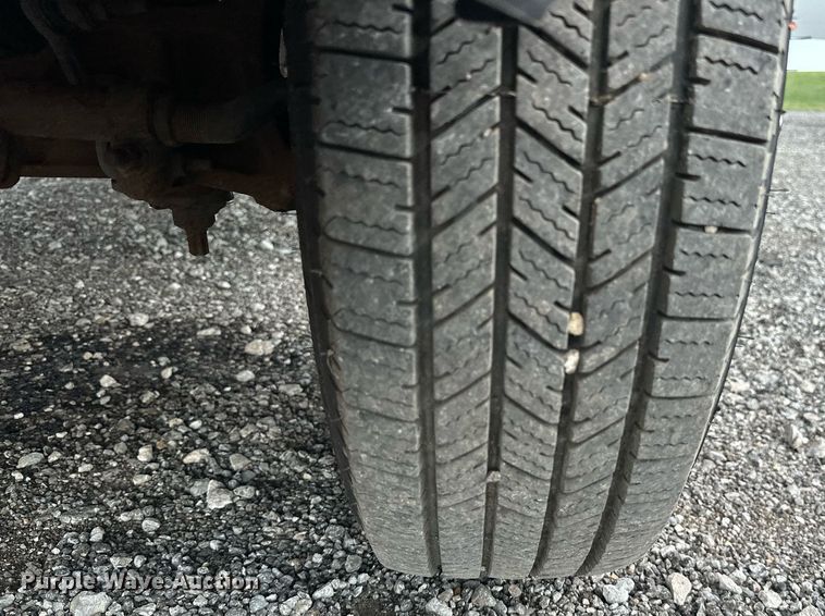 image for item NQ9357 2014 Ford E350 Super Duty  box truck