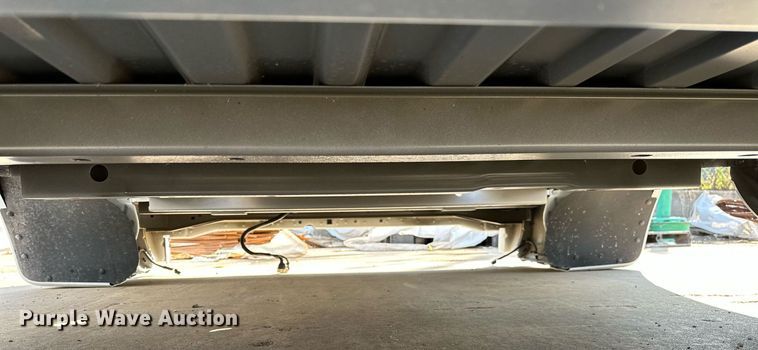 image for item NQ9360 Ford F350 pickup truck bed