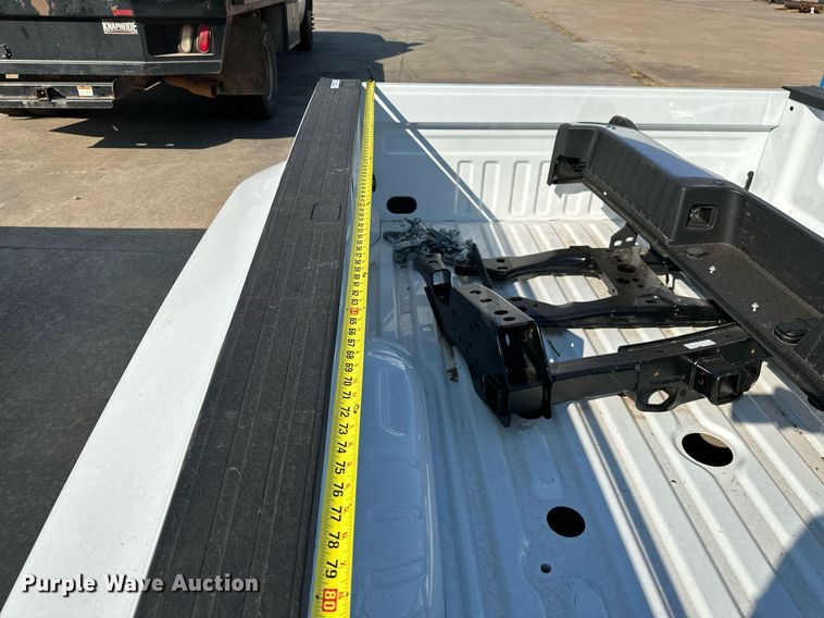 image for item NQ9361 Ford F350 pickup truck bed