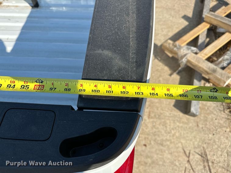 image for item NQ9361 Ford F350 pickup truck bed