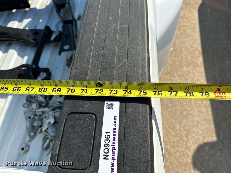 image for item NQ9361 Ford F350 pickup truck bed