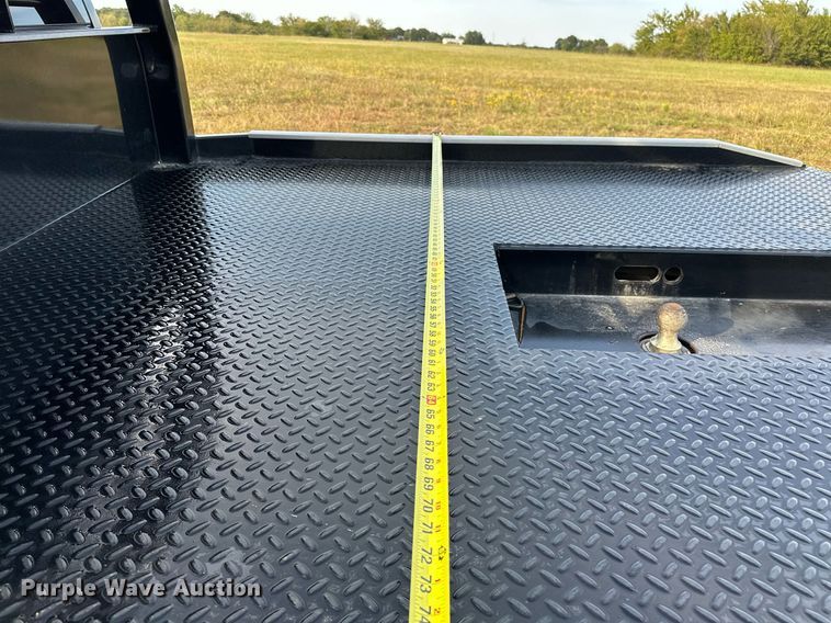 image for item NQ9365 2019 Dodge  Ram 3500 Laramie Crew Cab flatbed pickup truck