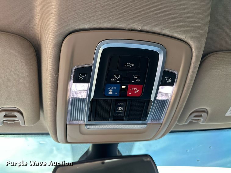 image for item NQ9365 2019 Dodge  Ram 3500 Laramie Crew Cab flatbed pickup truck