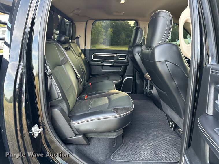 image for item NQ9365 2019 Dodge  Ram 3500 Laramie Crew Cab flatbed pickup truck