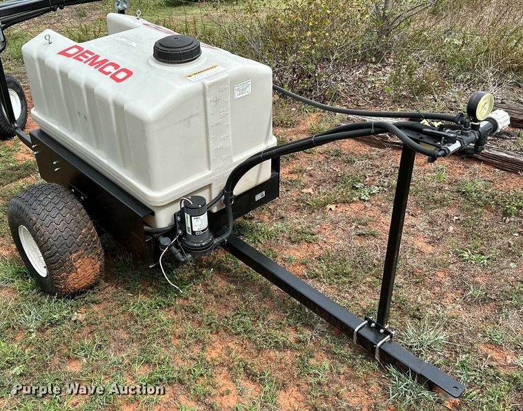 image for item NQ9369 Dremco  9464078 turf sprayer