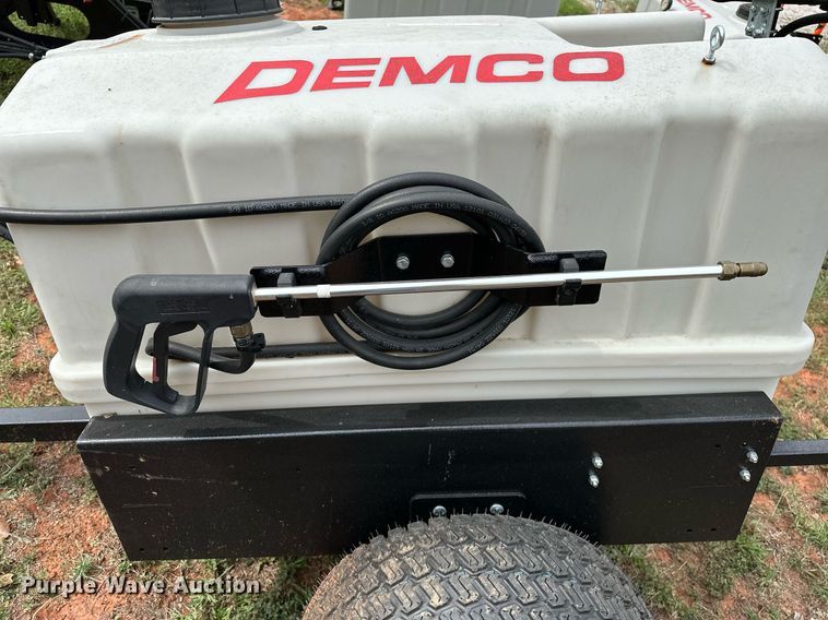 image for item NQ9369 Dremco  9464078 turf sprayer