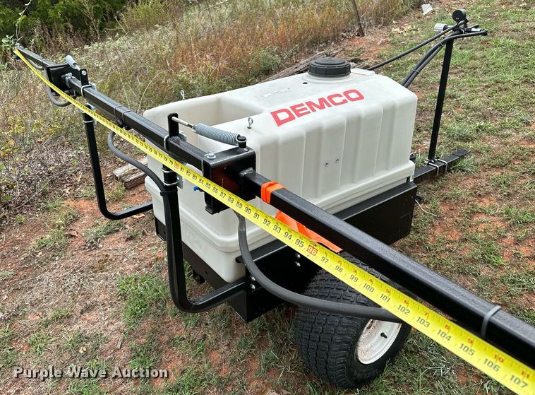 image for item NQ9369 Dremco  9464078 turf sprayer
