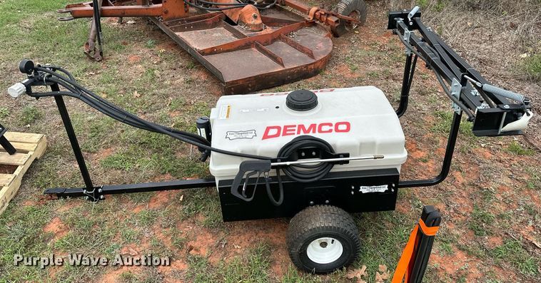 image for item NQ9375 Demco 9464077 turf sprayer